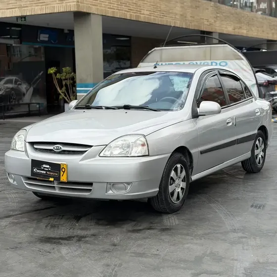 Kia Rio 2015 1.5 Stylus