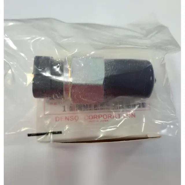 Sensor Valvula Presion Riel Combustible Toyota Dyna 4.0