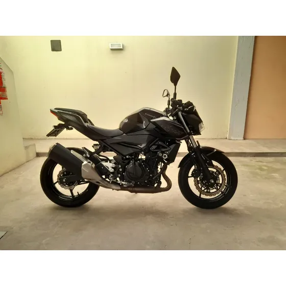Kawasaki Z400 2021 Con 12.000 Km Impecable