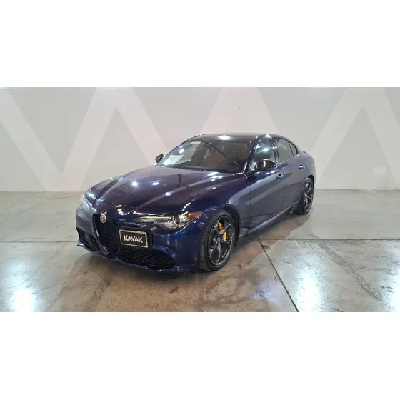 Alfa Romeo Giulia 2.0 Ti