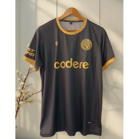 Camiseta River Plate Dorada - Nuevo Diseño - Escudo Bordado
