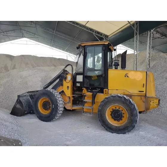 Pá Carregadeira Jcb  4x4 416 Ht - 2009 - Bem Conservada