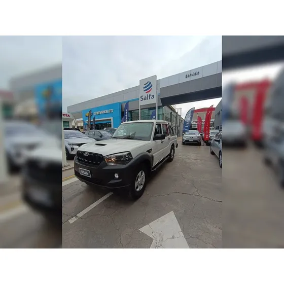 Mahindra Pik Up 2.2 Work 4x2 Diesel Refresh Dc Mt 4p