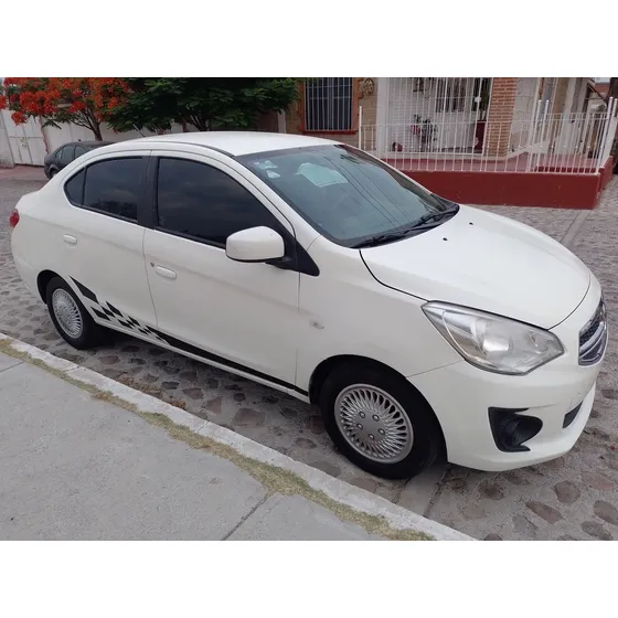 Dodge Attitude 1.2 Se Mt