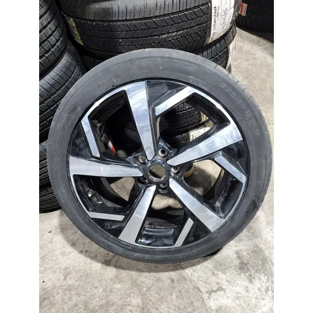 Llanta  Nissan  New Qashqai Full Aro 19 Con Neumático 