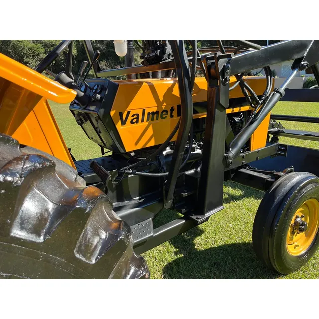 Trator Valmet 78 Com Concha Niveladora E Plaina