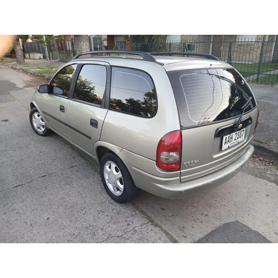 Chevrolet Corsa 1.4 Wagon Full