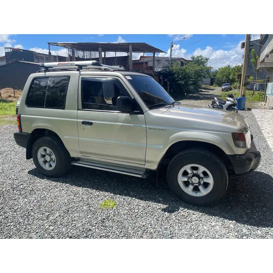 Mitsubishi Montero 2.4 V11