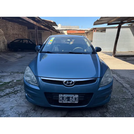 Hyundai I30 1.6 Gls Seguridad L Mt