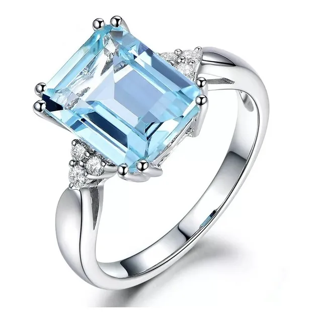 Anillo Con Piedra Preciosa De Agua Marina