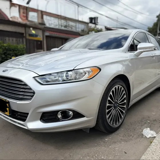 Ford Fusion 2013 2.0 Titanium