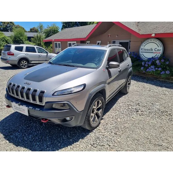 Jeep Cherokee Trailhawk 4x4