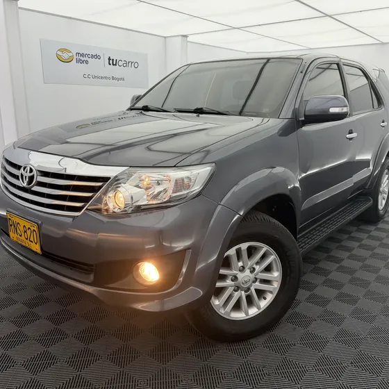Toyota Fortuner 2012 2.7 4x2