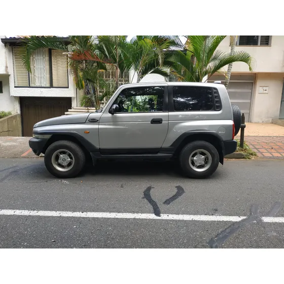 Daewoo Korando 2.3 E23