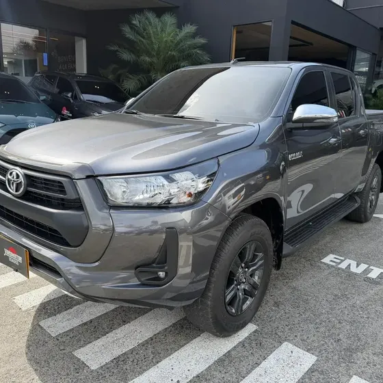 Toyota Hilux 2026 2.4 Diesel Sr 4x4