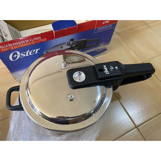 Olla De Presion De 4 Litros Marca Oster