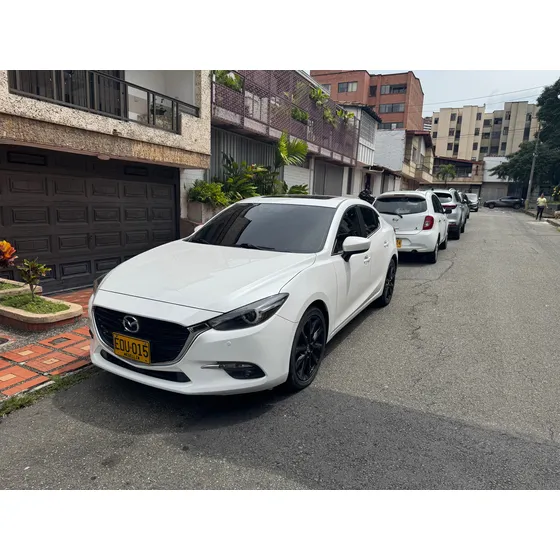 Mazda 3 2.0 Grand Touring