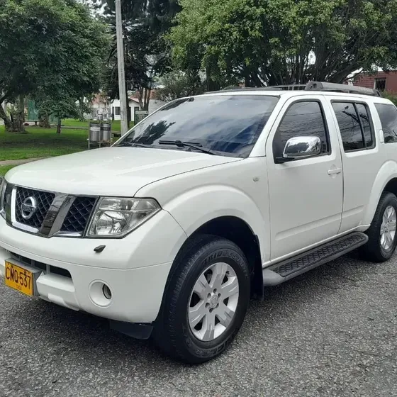 Nissan Pathfinder 2006 Le,r51,premium,4.0cm3,4x4,7pst,cuero,techo