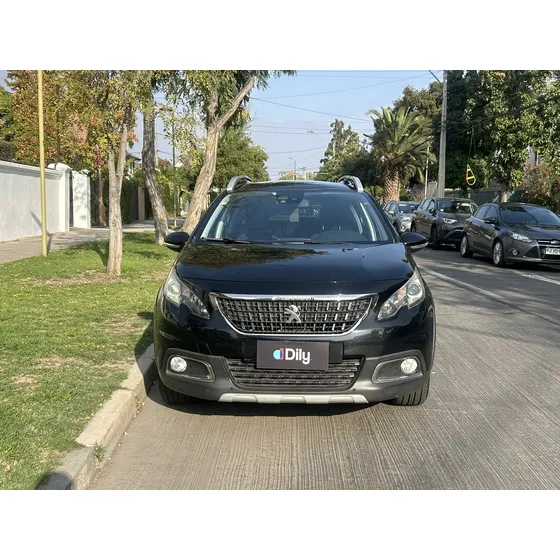 Peugeot 2008 Allure Puretech Eat6 E6