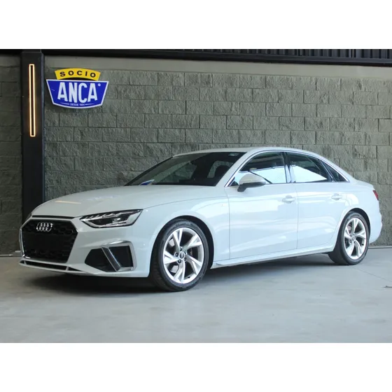 Audi A4 2.0 T S Line 190hp Dsg
