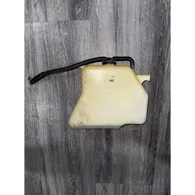 Pote Refrigerante Toyota Autana O Burbuja 2007