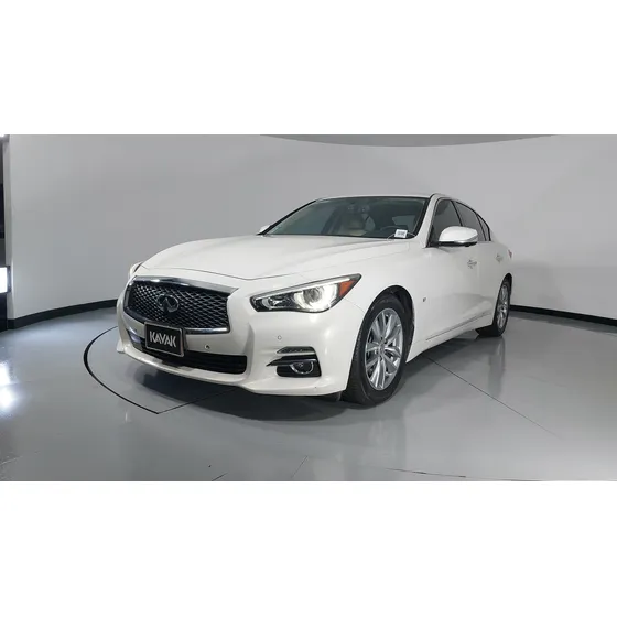 Infiniti Q50 3.7 Perfection At