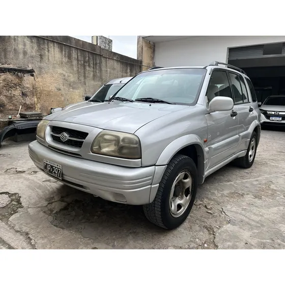 Suzuki Grand Vitara 2.0 Mt