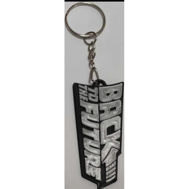 Llavero Plastico Bttf Logo Gris Back To The Future