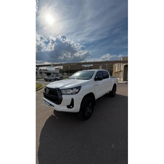 Toyota Hilux 2.4 Cd Sr 150cv 4x2