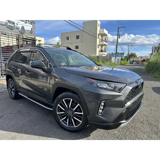 Toyota Rav4 Le Plus 4x4 Amaricana