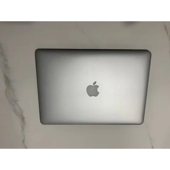 Laptop Macbook Air I7 2015 Muy Poco Uso