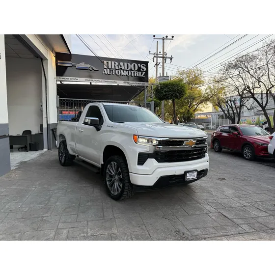 Chevrolet Cheyenne 5.3 Cab Reg Lt 4x4 At