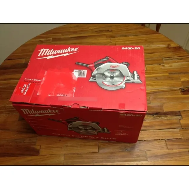 Sierra Circular Milwaukee, Modelo 6430-20