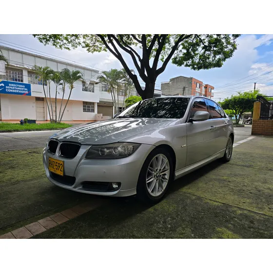 Bmw Serie 3 2.0 320i Automático