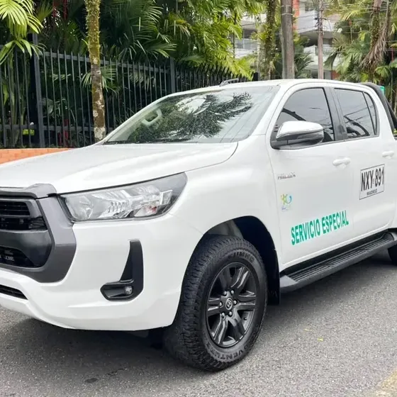 Toyota Hilux 2024 2.4 Diésel 4x4