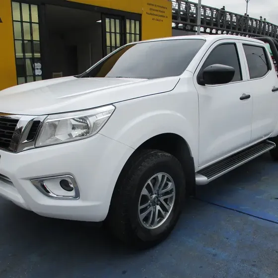 Nissan Np300 Frontier 2019 4x2 2500cc Mt Aa