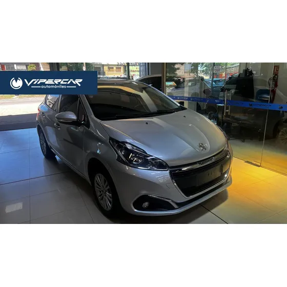 Peugeot 208 Allure 1.6 Manual