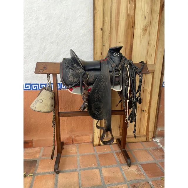 Silla De Montar Caballo  Cuero Tallado A Mano Accesorios