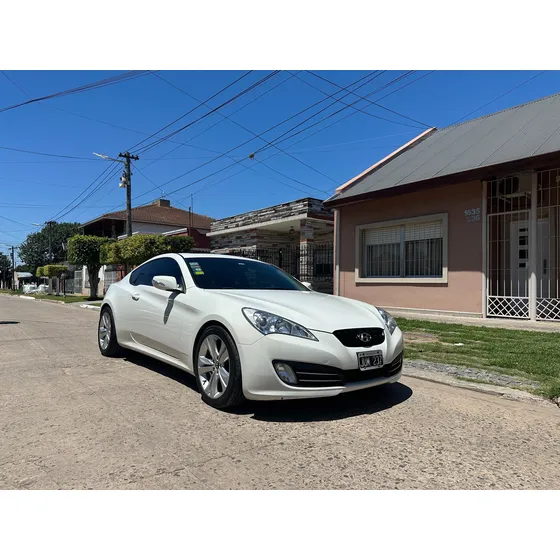 Hyundai Genesis 3.8 Coupe 300cv 6mt