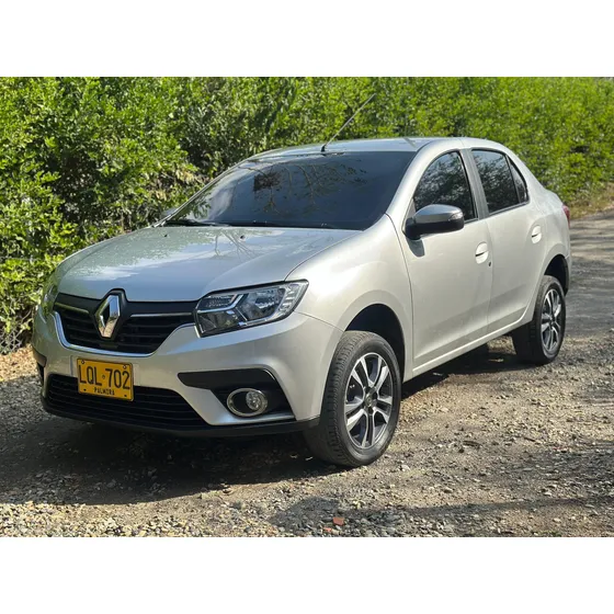 Renault Logan 1.6 Privilege / Intens
