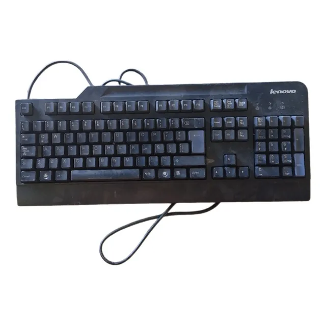 Teclado Para Pc Marca Lenovo Usado 