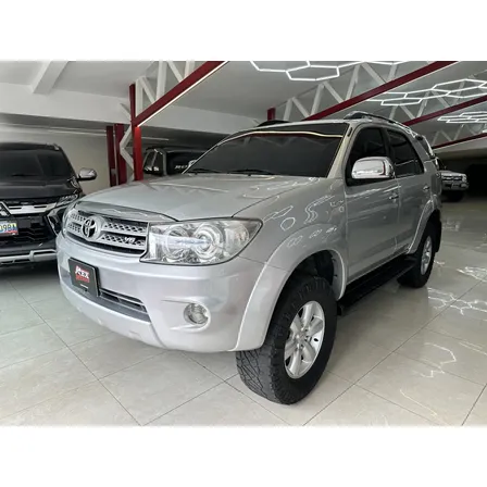 Toyota Fortuner Sr