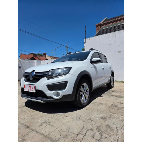 Renault Sandero Stepway 1.6 Privilege 105cv