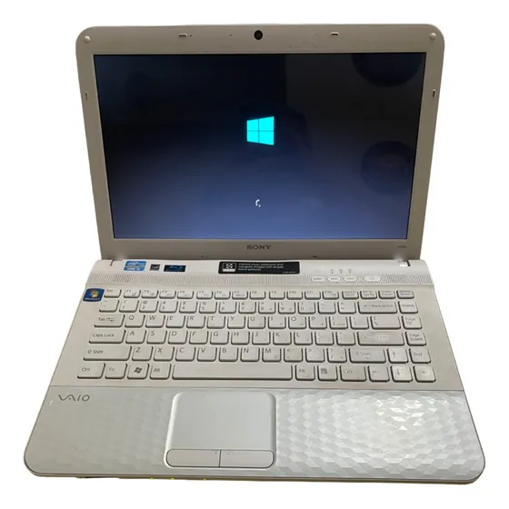 Laptop Sony Vaio Pcg-61a12l I5, 8 Gb Ram, 640 Gb Dd W10
