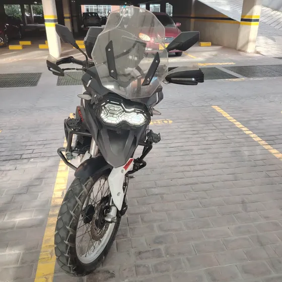 Akt 250 Fi Adventure Con Maletero, Y Carplay