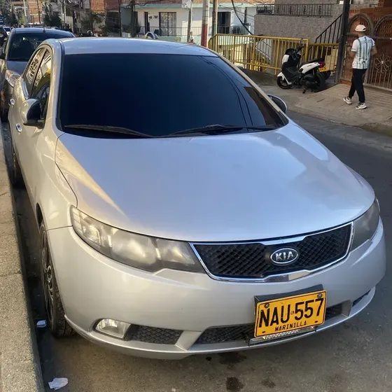 Kia Cerato Forte 2010 1.6