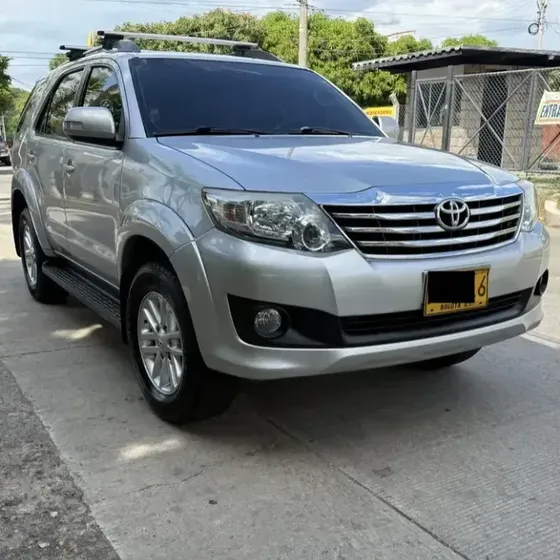 Toyota Fortuner 2012 2.7l 4x2