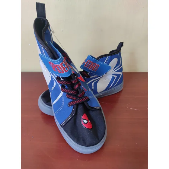 Botas Marvel Tipo Converse Spiderman Niños 2024
