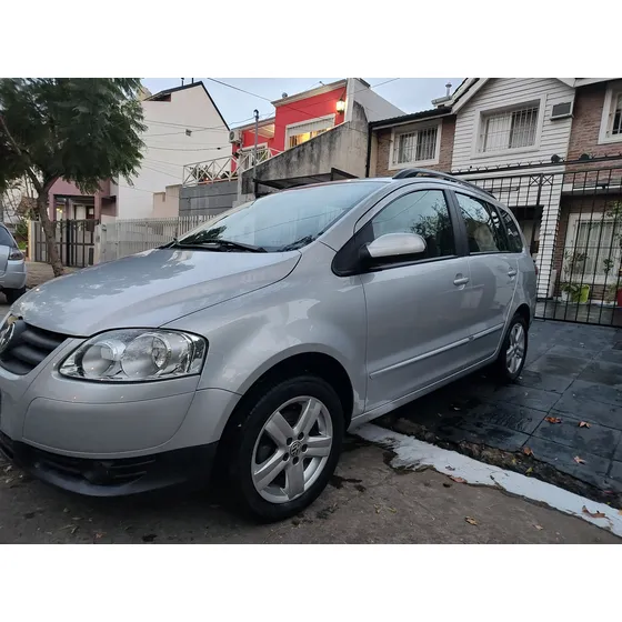 Volkswagen Suran 1.9 Sdi Highline Cuero 90e