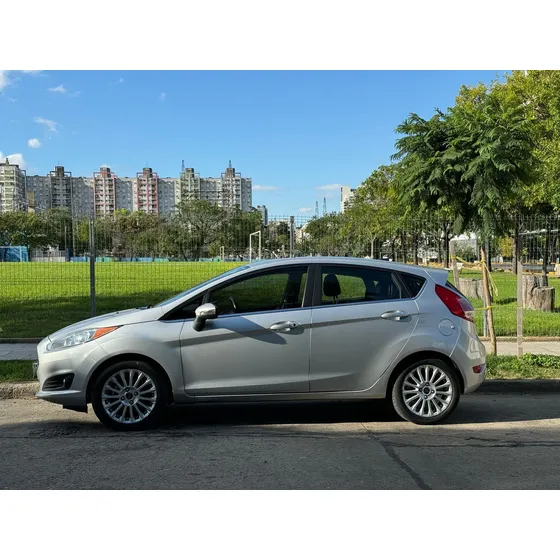 Ford Fiesta Kinetic 1.6 Titanium